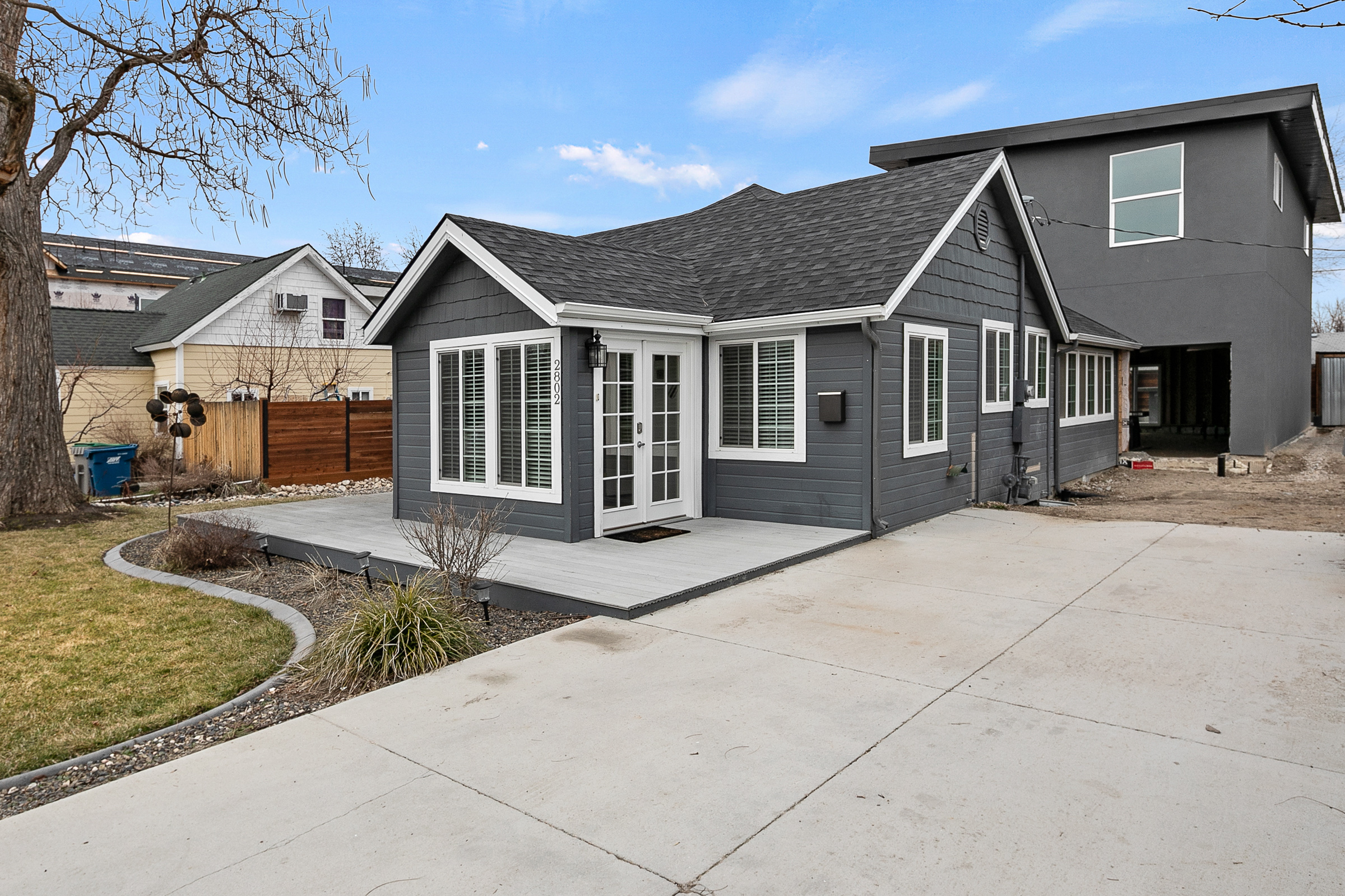 https://d3qqjzf6ncsfqu.cloudfront.net/230180663/186/assets/1760133369206_2802Pleasanton-167_HiRes.jpg